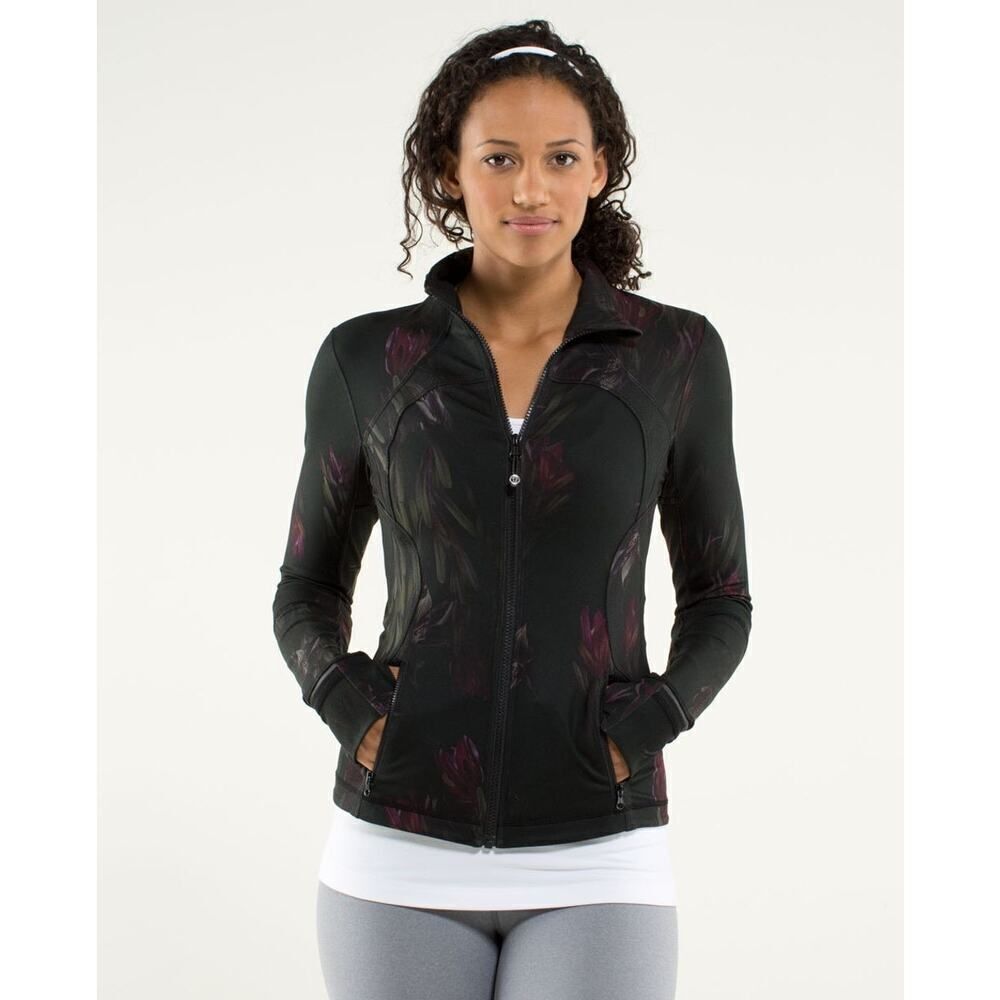 Lululemon Forme Jacket *Cuffins in Midnight Iris Multi
